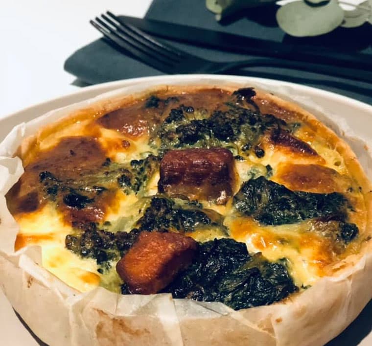 Photo d'une quiche pour vos repas de midi à la station Baranzy